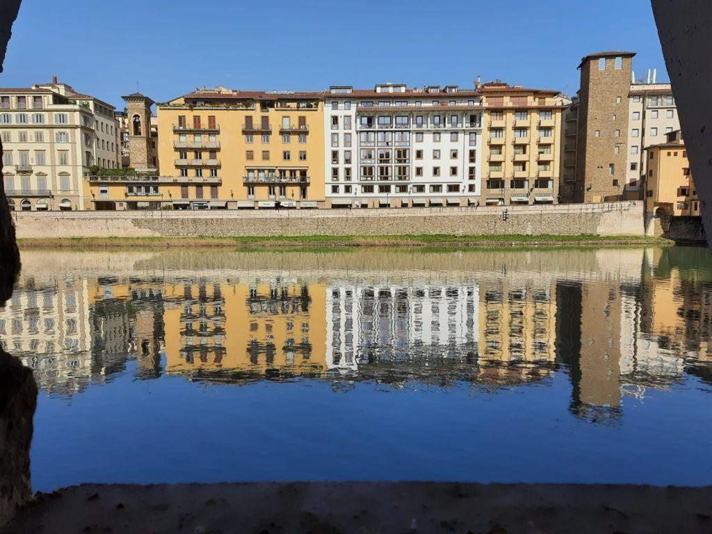 The Secret Window On The River Arno Флоренция Экстерьер фото